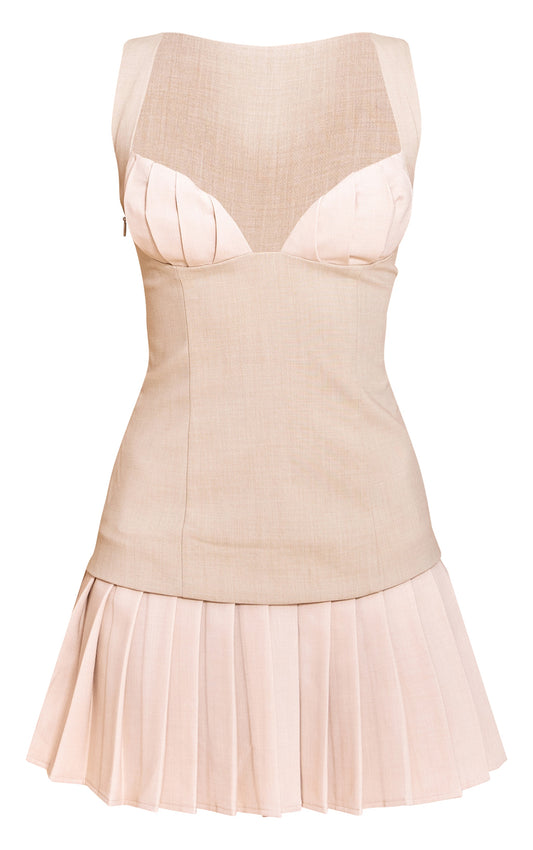 https://cdn-img.prettylittlething.com/0/9/4/a/094a2983801aec5fd9c4ed1934b00c2c056c6a4e_CNN0702_5_plt_label_natural_contrast_tailored_pleated_bust_bodycon_dress.jpg