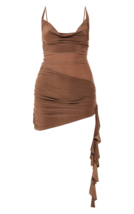 https://cdn-img.prettylittlething.com/6/6/e/d/66edc64c26b5d1ad910b59d3022adffcdd6e6e1d_cnk1144_5.jpg